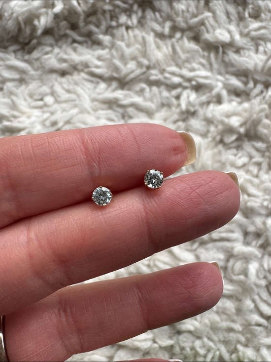 Jewelry - 14K Aquamarine Studs